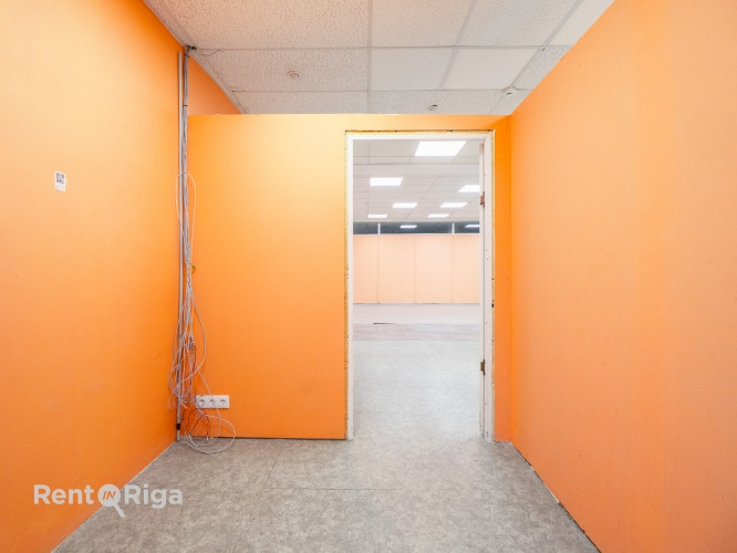 Сдаётся коммерческое помещение в торговом центре Maxima, Зиепниеккалнс.  Предлагаем Рига - изображение 9