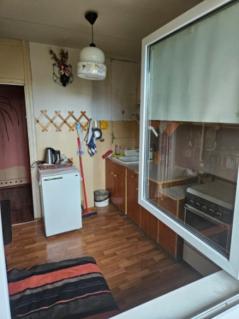 Ilgtermiņa īrei tiek piedāvāts vienistabas dzīvoklis ar atsevišķu virtuvi un iestiklotu Ogre un Ogres novads - foto 7