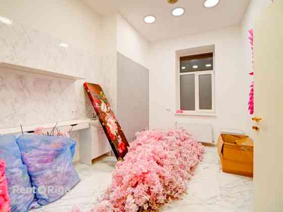 Помещения для салона красоты / массажного салона в представительном месте Рига