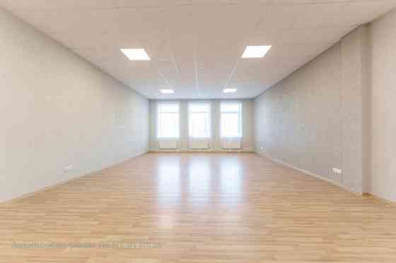 Многофункциональное помещение в Торнякалнe!  Планировка: одно большое помещение. Рига