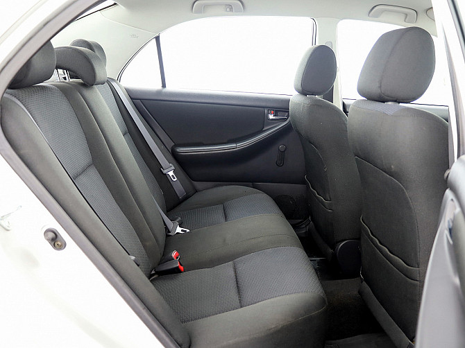 Toyota Corolla Linea Sol Facelift 1.4 71kW Tallina - foto 7