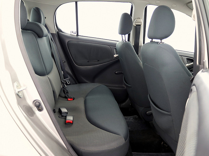 Toyota Yaris Facelift A-C 1.3 64kW Таллин - изображение 7