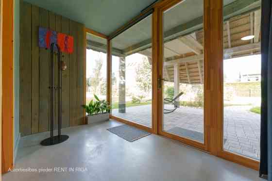 Уютный частный дом в Аdaži с большой зеленой территорией рядом с Gauja.  Доступно с 1 Адажский округ