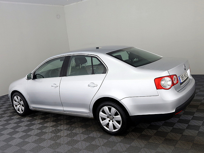 Volkswagen Jetta Comfortline 1.6 75kW Таллин - изображение 4