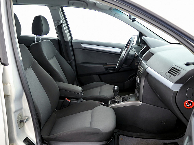 Opel Astra Elegance 1.6 77kW Таллин - изображение 6