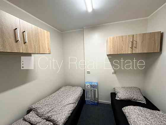 Частный дом, благоустроенный озеленённый двор, гараж на одну машину, две терассы, Юрмала