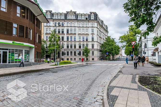 Iznomā biroja telpas ar izlietni Rīgas centrā prestižā jūgendstila ēkā Citadeles ielā 2 Rīga - foto 1
