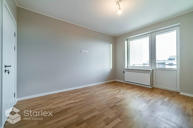 Ekspluatācijā nodota dzīvojamā māja Pļavniekos. Projektu raksturo augstvērtīga un Rīga - foto 2