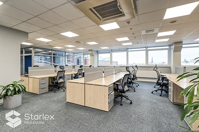 Atvērtā plānojuma birojs ar profesionālai IT kompānijai veidotām sakaru komunikācijām. Rīga - foto 4