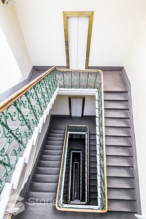 Iznomā biroja telpas Rīgas centrā prestižā jūgendstila ēkā Citadeles ielā 2 (blakus Rīga - foto 18