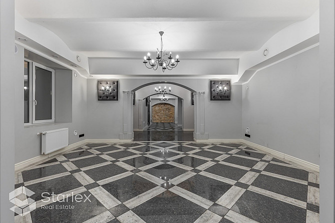 Pārdod 2 salonus par vienu cenu. Telpas atrodas Brīvības ielā 103. Jūgenstila ēka celta Rīga - foto 11