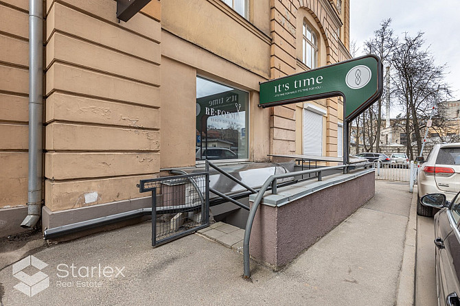 Pārdod 2 salonus par vienu cenu. Telpas atrodas Brīvības ielā 103. Jūgenstila ēka celta Rīga - foto 9