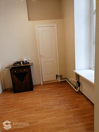 Iznomā biroja telpas ar izlietnēm Rīgas centrā prestižā jūgendstila ēkā, Citadeles ielā Rīga - foto 18