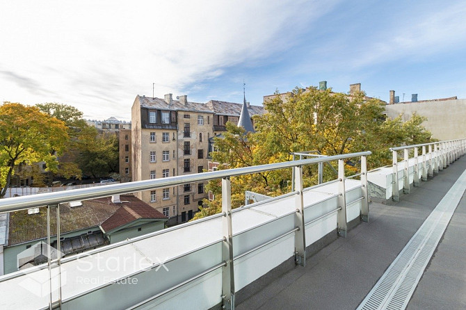 Iznomā plašu, atvērta plānojuma mansarda biroju modernā biroju ēkā Mednieku ielā 4A, Rīgas Rīga - foto 10