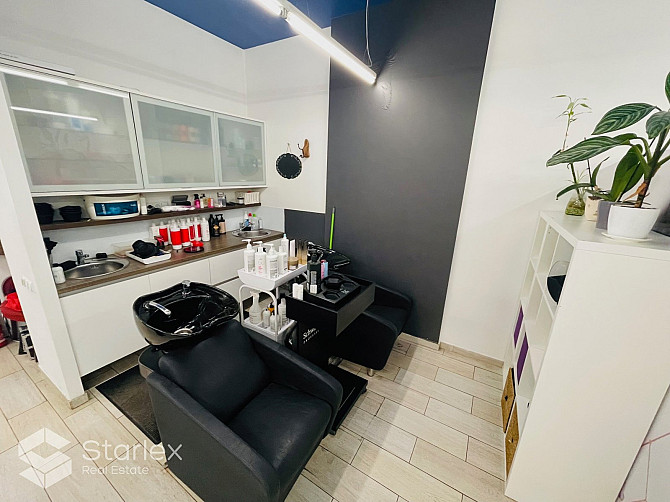 Iznomā frizētavai/skaistumkopšanas salonam piemērotas komercplatības Rīgas centrā blakus Rīga - foto 4