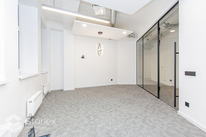 Gaumīgs birojs ar gleznainu skatu uz Daugavu. Kopējā platība 341 m2.Birojs izvietots ēkas Rīga - foto 10