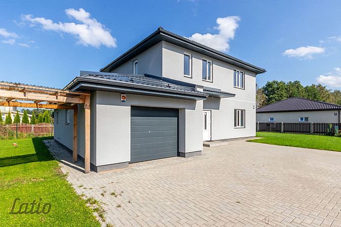 Pārdod plašu 2025.gada būvētu privātmāju.
Mājai ir labi pārdomāts plānojums-  5 Rīgas rajons - foto 5