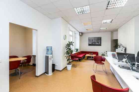 Сдаются в аренду офисные помещения в активном центре Риги, в престижном здании в Рига