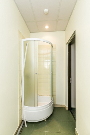 Iznomā biroja telpas prestižā vietā Vecrīgā, Audēju ielā 8.








Ēka celta 1790. gadā, arhitekts  Рига - изображение 9