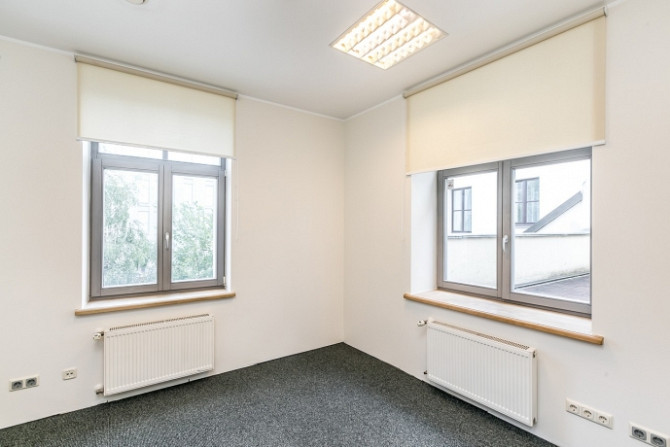 Iznomā biroja telpas prestižā vietā Vecrīgā, Audēju ielā 8.








Ēka celta 1790. gadā, arhitekts  Рига - изображение 4