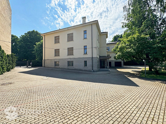 Pārdod reprezentablu dzīvokļu un biroju ēku Ernestīnes ielā 6, Āgenskalnā. Pirmskara laikā Rīga - foto 7