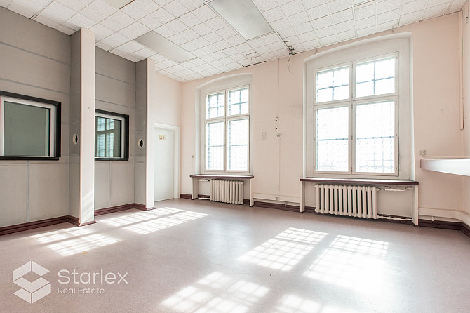 Iznomā īpašumu ekskluzīvā vietā Rīgas centrā  Raiņa bulvārī 7.Raiņa bulvārī 7 atrodas divstāvu mūra  Рига - изображение 17