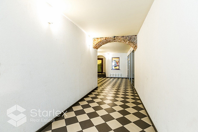 Iznomā biroju divos līmeņos ar plašu privāto terasi Mārupē.  Kopēja platība 482 m2  Birojs Mālpils pagasts - foto 20