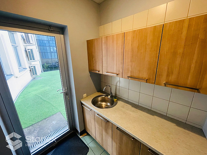 Iznomā biroju divos līmeņos ar plašu privāto terasi Mārupē.  Kopēja platība 482 m2  Birojs Mālpils pagasts - foto 11