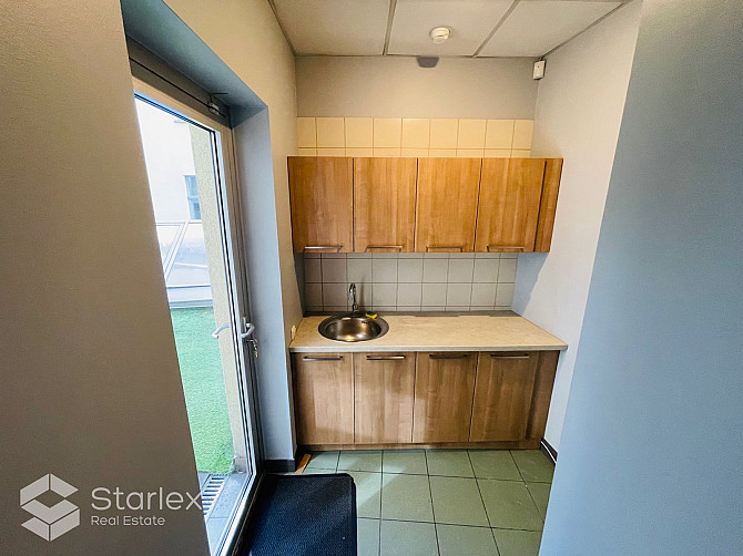 Iznomā biroju divos līmeņos ar plašu privāto terasi Mārupē.  Kopēja platība 482 m2  Birojs Mālpils pagasts - foto 10