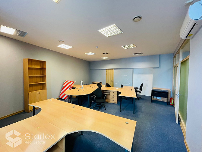 Iznomā biroju divos līmeņos ar plašu privāto terasi Mārupē.  Kopēja platība 482 m2  Birojs Mālpils pagasts - foto 3