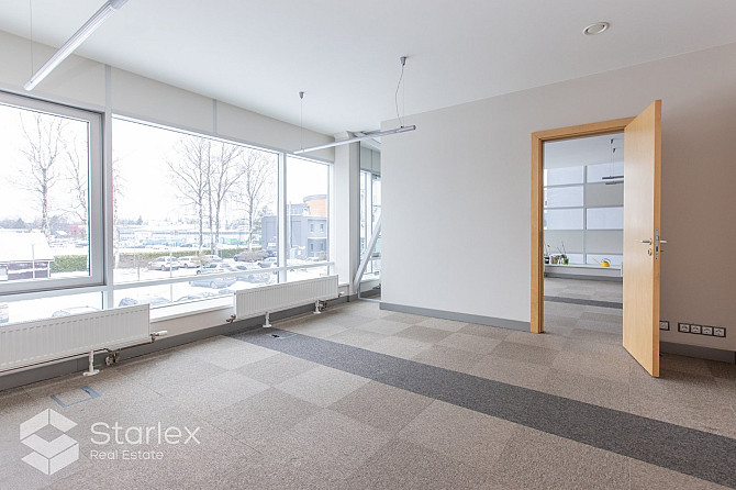 Iznomā biroju divos līmeņos ar plašu privāto terasi Mārupē.  Kopēja platība 482 m2  Birojs izvietots Малпилская вол. - изображение 6