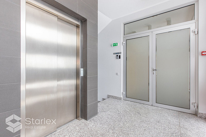 Iznomā biroju divos līmeņos ar plašu privāto terasi Mārupē.  Kopēja platība 482 m2  Birojs izvietots Малпилская вол. - изображение 17