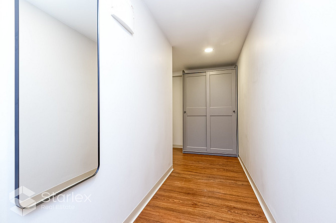 Iespēja iegādāties lielisku, divstāvu divistabu dzīvoklis ciešā Vecrīgas tuvumā tikko Rīgas rajons - foto 9