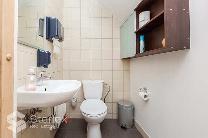 Iznomā biroja telpas prestižā vietā Vecrīgā, Audēju ielā 8.
Ēka celta 1790. gadā - arhitekts Kristof Рига - изображение 5