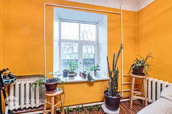 Просторная 84 кв.м. м. трехкомнатная квартира в хорошем месте - улица Бирзниека Рига