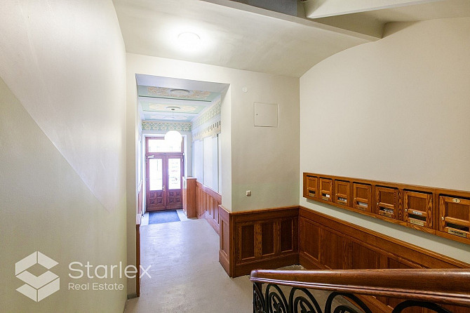 Iznomā mansarda biroju Rīgas centrā, Krišjāņa Barona ielā 5.
Fasādes ēka, 4. stāvs (ir lifts), ieeja Рига - изображение 13