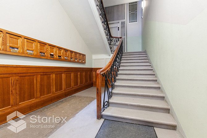 Iznomā mansarda biroju Rīgas centrā, Krišjāņa Barona ielā 5.
Fasādes ēka, 4. stāvs (ir lifts), ieeja Рига - изображение 15