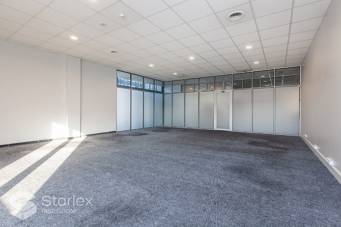 Современное офисное здание. Офисное здание отвечает требованиям высококлассных Рига - изображение 3