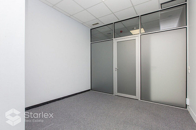 Современное офисное здание. Офисное здание отвечает требованиям высококлассных Рига - изображение 4