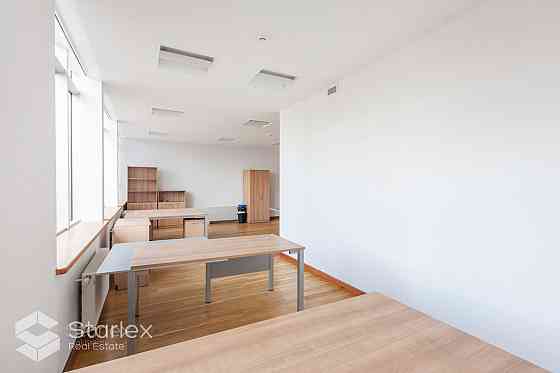 Промышленно-офисный центр Квартал ВЭФ расположен на территории одного из Рига