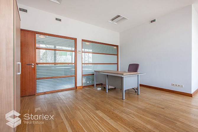 Промышленно-офисный центр Квартал ВЭФ расположен на территории одного из Рига - изображение 3