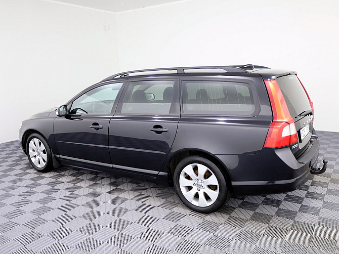 Volvo V70 Summum 2.5 T 147kW Tallina - foto 4