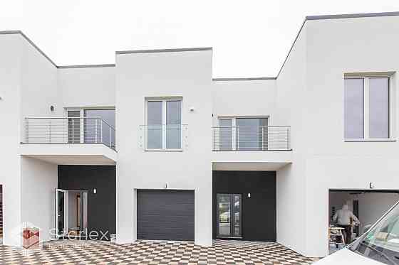 Полностью меблированный - 4-комнатный таунхаус в центре Марупе с террасой и Mālpils pagasts