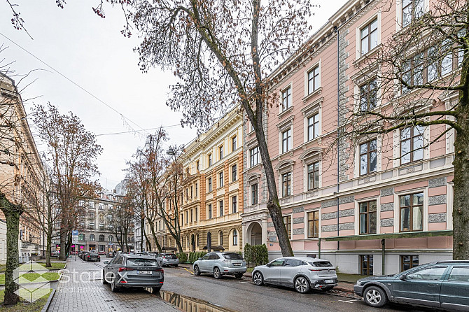 Тихий центр, ул. Я. Алунана 6, 2-комнатная квартира - гостиная, совмещенная с кухней, Рига - изображение 15