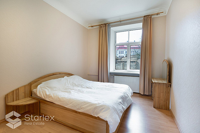 Тихий центр, ул. Я. Алунана 6, 2-комнатная квартира - гостиная, совмещенная с кухней, Рига - изображение 12