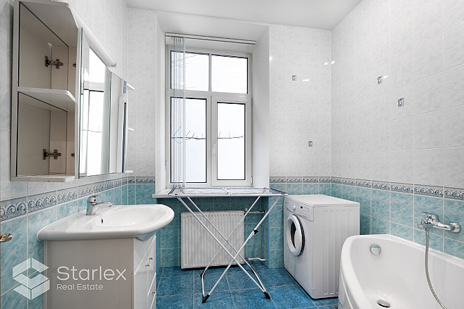 Тихий центр, ул. Я. Алунана 6, 2-комнатная квартира - гостиная, совмещенная с кухней, Рига - изображение 13