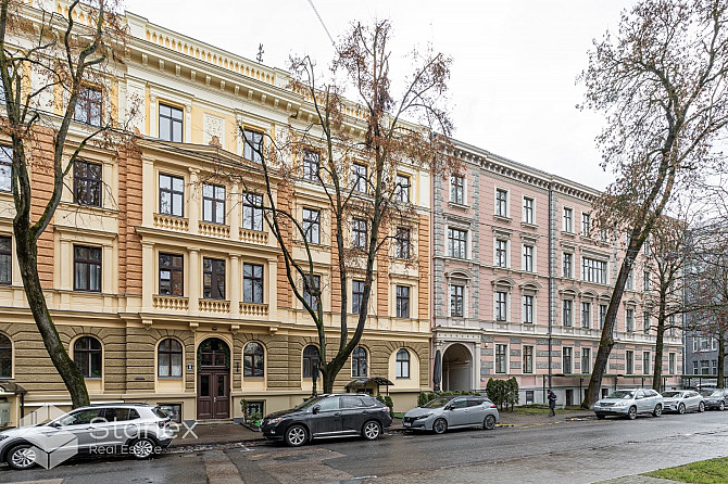 Тихий центр, ул. Я. Алунана 6, 2-комнатная квартира - гостиная, совмещенная с кухней, Рига - изображение 16