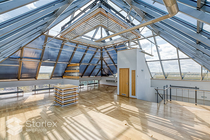 Modernas biroja telpas ar panorāmas skatu uz Rīgu.Augstas klases biroju ēka. Ēkā ir piespiedu ventil Рига - изображение 1