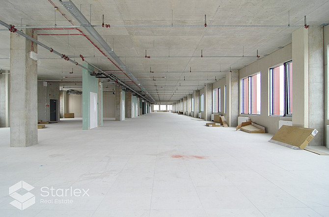 Новое - современное офисное здание в районе улицы Краста, недалеко от центра Рига - изображение 6