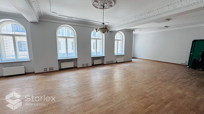 Офисные помещения В тихом центре, в престижном доме, офис в хорошем состоянии, Рига - изображение 3